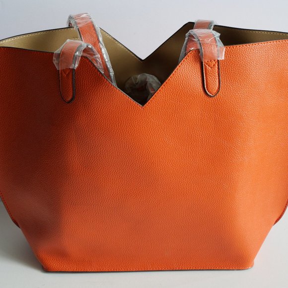 Neiman Marcus Orange Shoulder Bag - Picture 1 of 15
